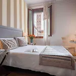 Boutique Del Corso Otel Floransa